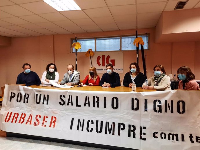 Trabajadores de la limpieza de dependencias municipales de Vigo anuncian huelga indefinida a partir del lunes 18.