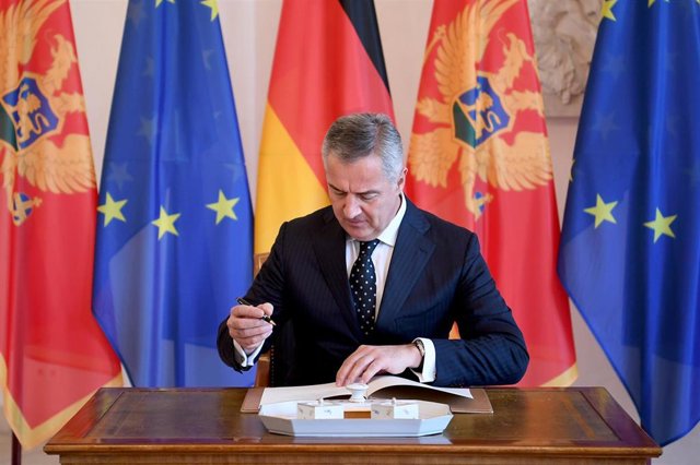 Archivo - El presidente de Montenegro, Milo Dukanovic