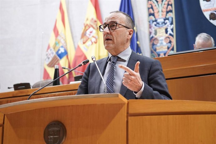 El consejero de Educación, Cultura y Deporte del Gobierno de Aragón, Felipe Faci.