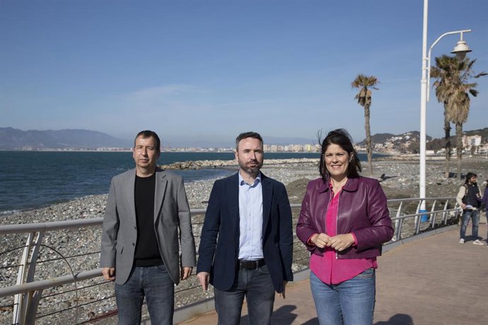 El senador de Cs José Luis Muñoz Lagares (i), el coordinador provincial de Cs y diputado en el Congreso, Guillermo Díaz (c) y Noelia Losada, concejala en Málaga y portavoz de Cs en el Ayuntamiento (d).