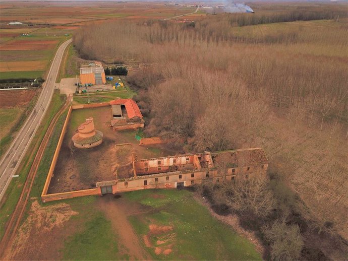 Vista aérea del Molino de los Curas, en Mansilla de las Mulas (León).