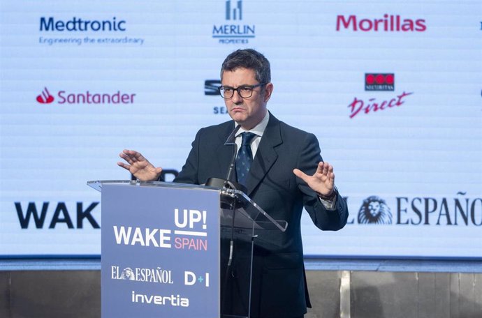 El ministro de la Presidencia, Relaciones con las Cortes y Memoria Democrática, Félix Bolaños, interviene en la última jornada del foro económico 'Wake Up, Spain!', en Casa de América, a 8 de abril de 2022, en Madrid (España).
