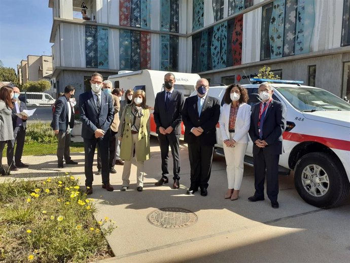 El SAS y Cruz Roja colaboran en la puesta en marcha una unidad móvil de cribado de hepatitis C