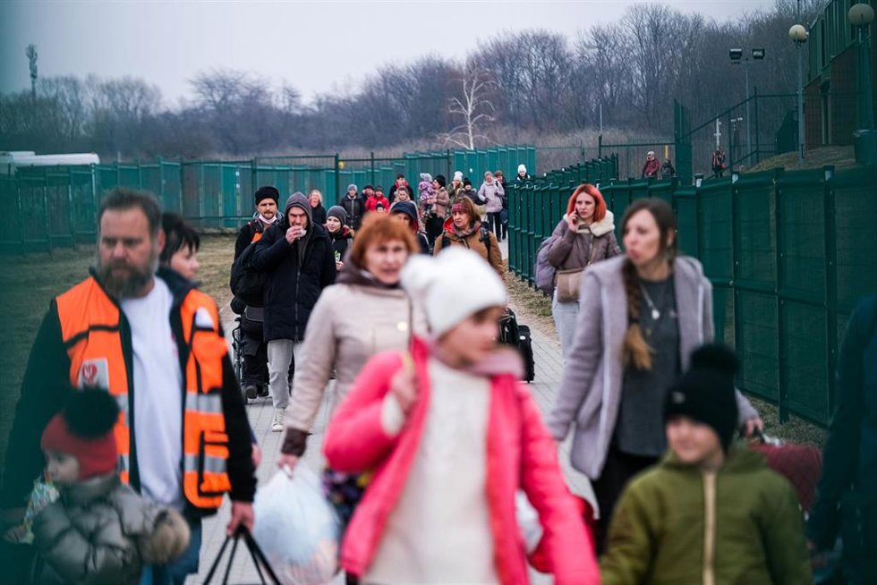 Refugiados ucranianos en la frontera con Polonia
