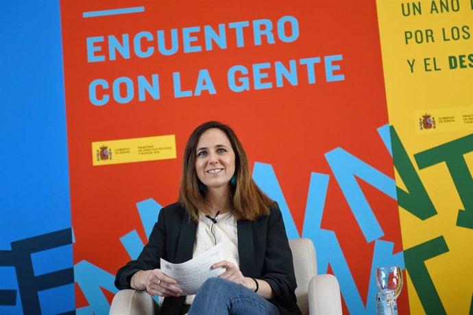 La ministra de Derechos Sociales y Agenda 2030, Ione Belarra, en un acto del Ministerio de Derechos Sociales y Agenda 2030 para rendir cuentas de su trabajo durante el último año, en el Círculo de Bellas Artes, a 8 de abril de 2022, en Madrid (España).