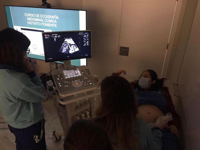 Formación ofrecida en ecografías de urgencia en el Distrito Sanitario Poniente