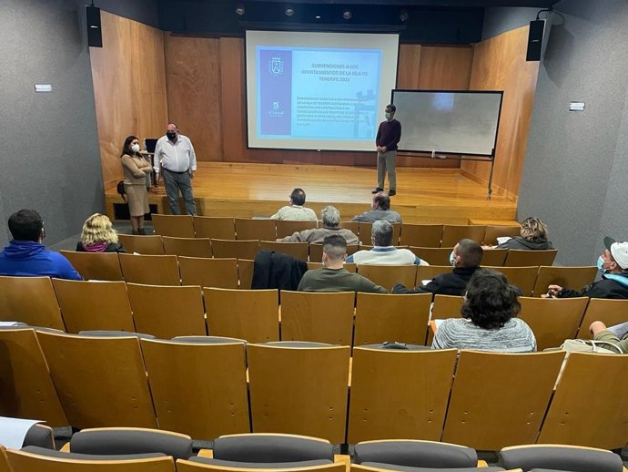 El Cabildo y El Sauzal impulsan un plan para dar empleo a 23 personas desempleadas