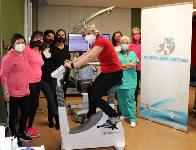 Integrantes de las Vall-Kirias en el Ceremede.