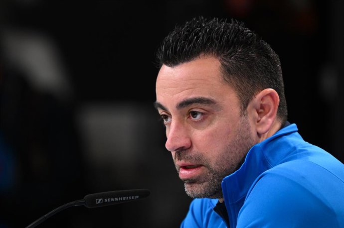 06 April 2022, Hessen, Frankfurt/Main: Barcelona head coach Xavi Hernandez speaks during a press conference ahead of Thursday's UEFA Europa League quarter-final first leg soccer match against Eintracht Frankfurt. Photo: Arne Dedert/dpa