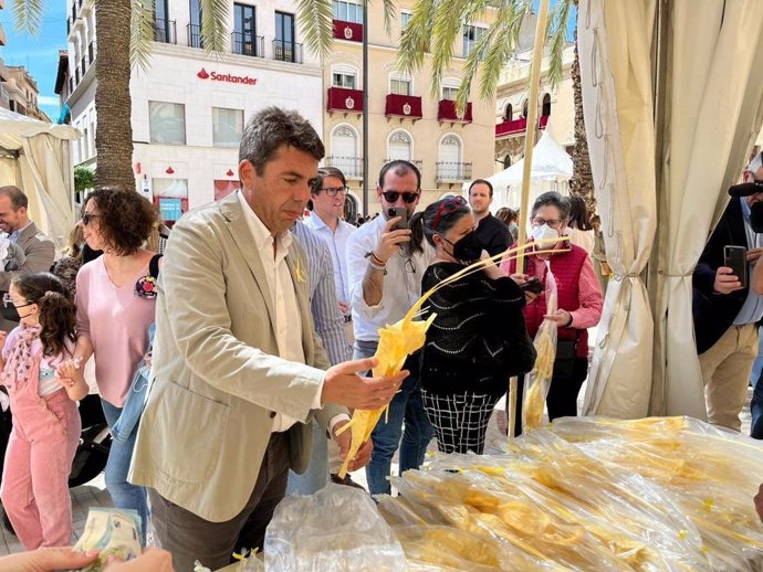 El presidente del PPCV, Carlos Mazón, visita este sábado Elche (Alicante)