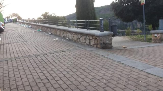 Basura en el Casco Histórico de Cuenca