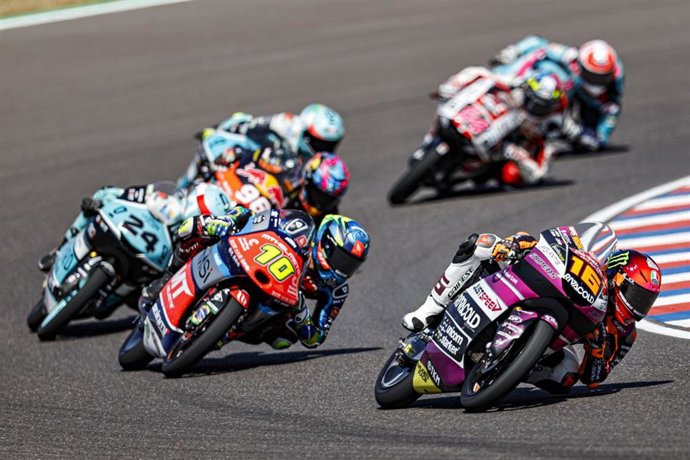 Andrea Migno, en acción en una carrera de Moto3