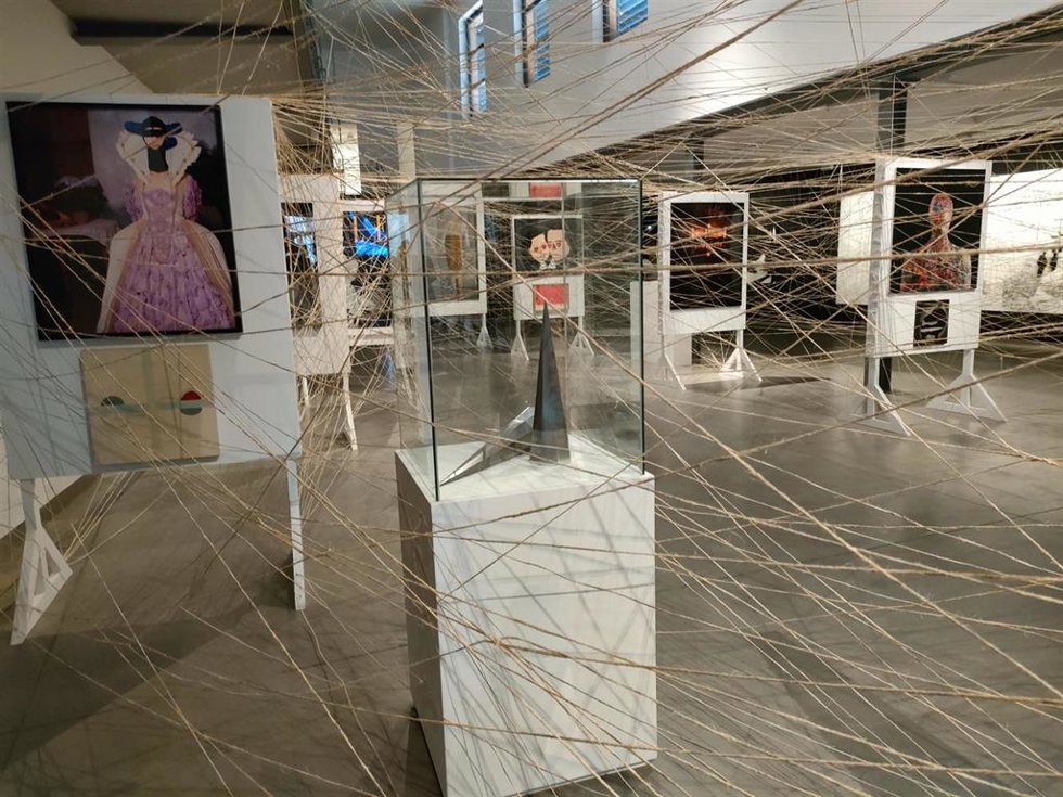 Exposición 'El vértigo de la vida moderna' en el DA2 de Salamanca.