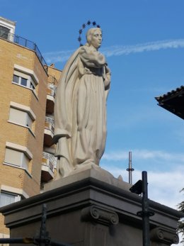 Huesca restaura su estatua de La Inmaculada.