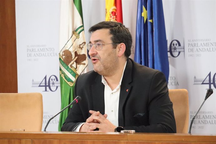 El parlamentario andaluz de UPporA y coordinador provincial de Izquierda Unida Málaga, Guzmán Ahumada