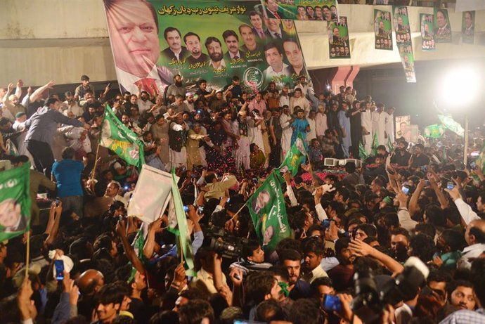 Concentración en Lahore de partidarios del exprimer ministro Nawaz Sharif