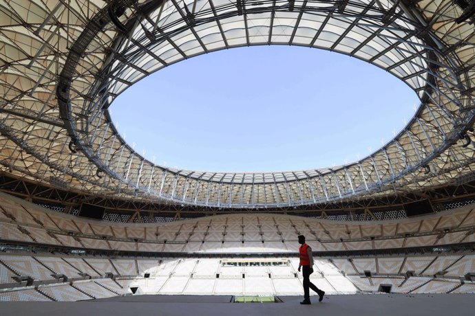 01 April 2022, Qatar, Lusail: An interior view of the Iconic Lusail Stadium, taken during a FIFAmedia tour ahead of the draw for the 2022 World Cup in Qatar. Photo: Christian Charisius/dpa
