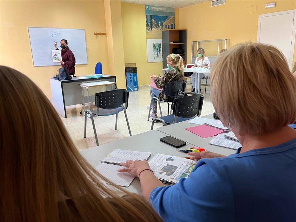 Curso gratuito de español para personas refugiadas procedentes de Ucrania en Fuengirola (Málaga)
