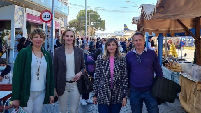 (I-D) La Regidora De Cs En El Ayuntamiento De Alcúdia, Azahara Machado; La Secretaria De Organización De Cs Baleares, Eva Pomar; La Coordinadora Autonómica Y Portavoz, Patricia Guasp, Y El Conseller Insular Osvaldo Cifre