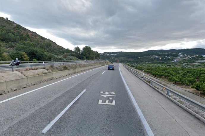 AP-7 a su paso por La Font d'en Carrs (Valencia)