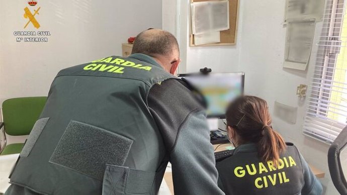Agentes de la Guardia Civil.