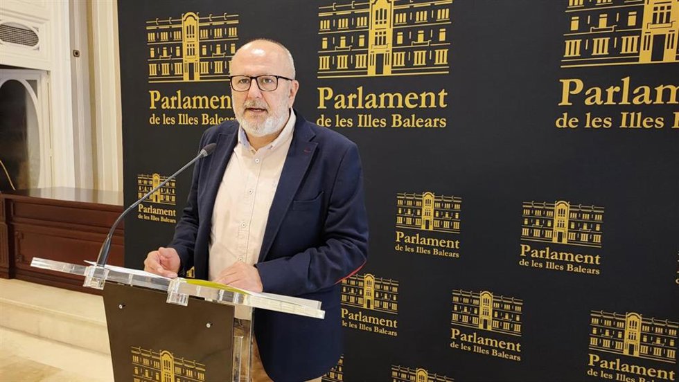 El portavoz de MÉS per Mallorca en el Parlament, Miquel Ensenyat. Archivo.