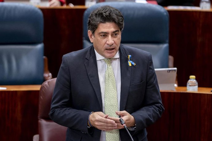 Archivo - El consejero de Transportes e Infraestructuras, David Pérez