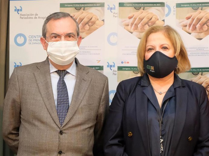 El presidente de FASAMET, Leandro Catalán, y la secretaria general de CESMAragón, Mercedes Ortín.