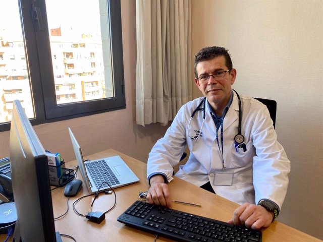 El doctor Jesús Recio, responsable de la unidad de medicina interna del Hospital Vithas Valencia 9 de Octubre.