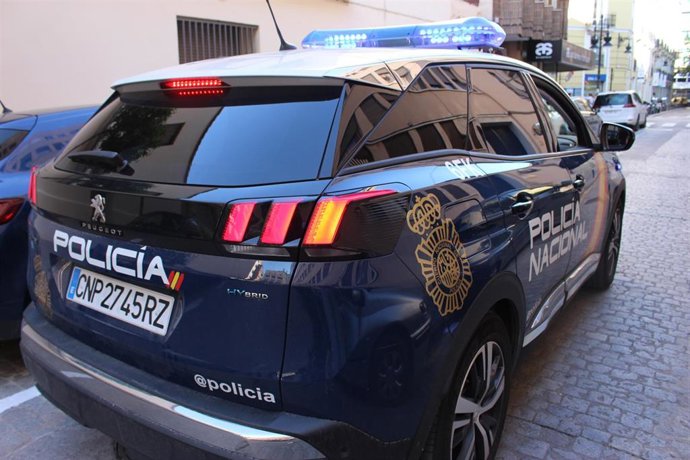 Archivo - Detenido un hombre por anunciar servicios sexuales de una joven sin su consentimiento