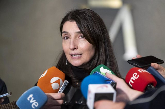 La ministra de Justicia, Pilar Llop, ofrece declaraciones a los medios tras intervenir en la reunión del Grupo de Trabajo de Contratación, Soluciones y Tecnología, en la Fábrica Nacional de Moneda y Timbre, a 7 de abril de 2022, en Madrid (España). 