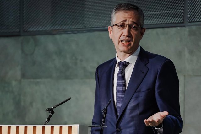 El gobernador del Banco de España, Pablo Hernández de Cos, participa en el Congreso 2022 de la Asociación Española de Capital, Crecimiento e Inversión (Ascri), en el Auditorio Rafael del Pino, a 8 de abril de 2022, en Madrid (España). 