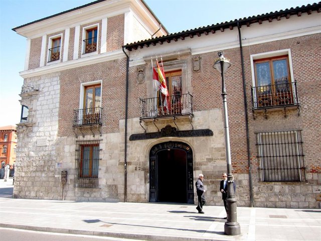 Archivo - Palacio De Pimentel, Sede De La Diputación Provincial