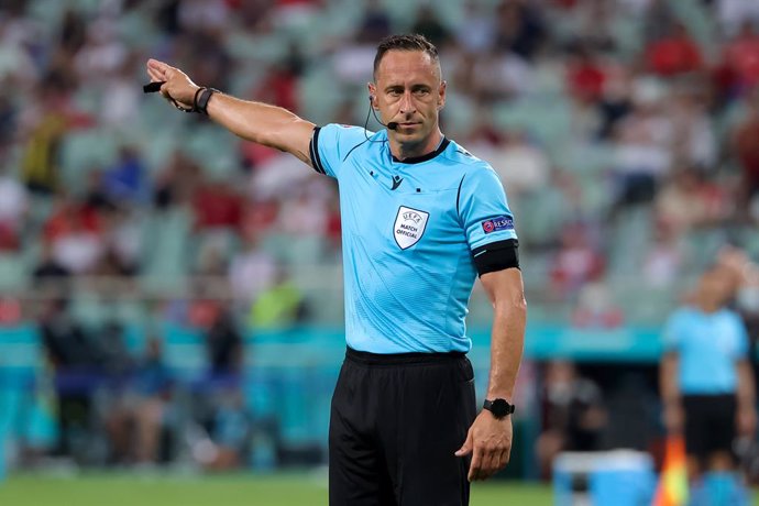 Archivo - Referee Artur Dias during the UEFA Euro 2020, Group A football match between Turkey and Wales on June 16, 2021 at Baku Olympic Stadium in Baku, Azerbaijan - Photo Orange Pictures / DPPI