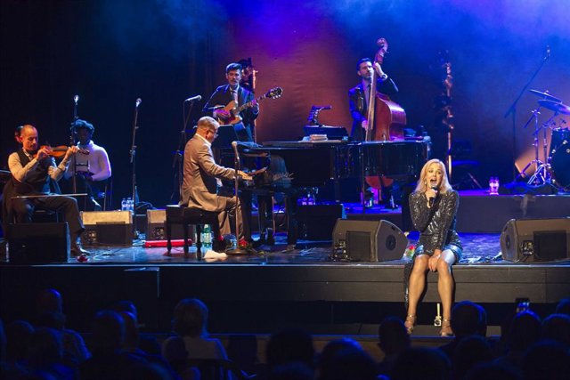 Archivo - Concert de Pink Martini al Festival de Peralada el 2019