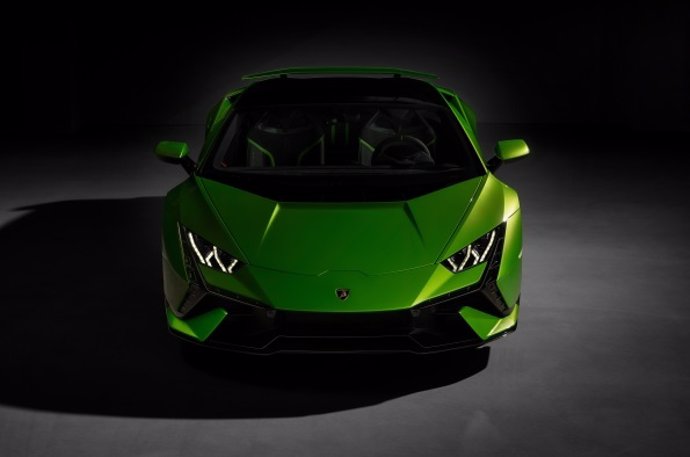 Lamborghini presenta el nuevo Huracán Tecnica, capaz de producir hasta 640 caballlos