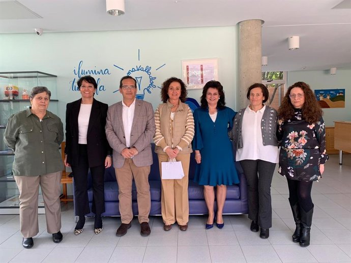 Visita del Delegado Territorial, Augusto Cobos, a la asociación Autismo Valladolid.