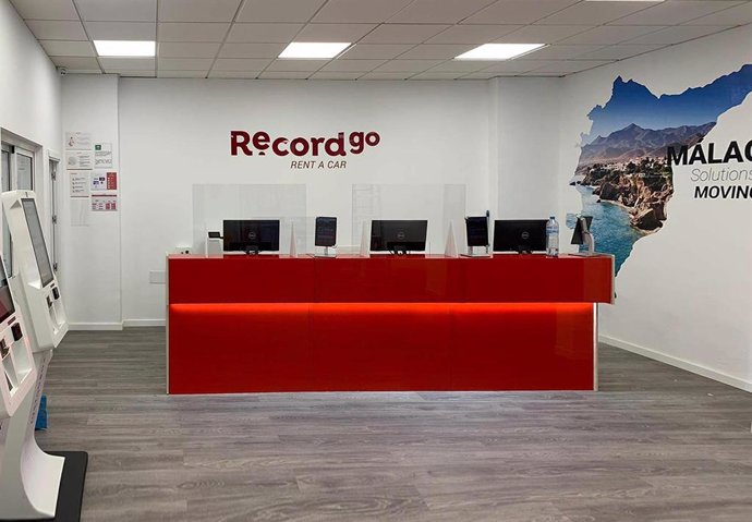 Nueva oficina de la compañía Record go en Málaga María Zambrano