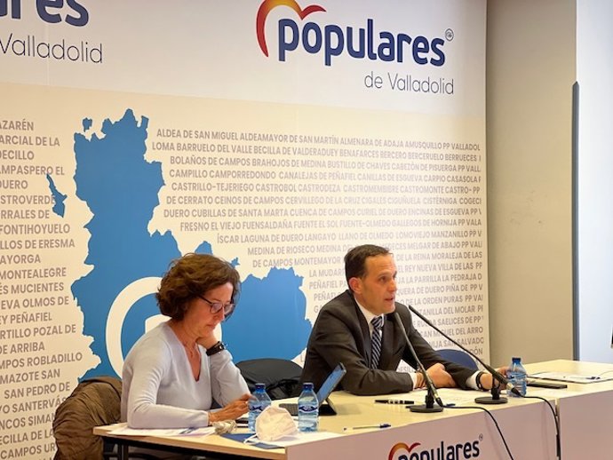 Mercedes Cantalapiedra y Conrado Íscar presidente la Junta Directiva y Comité Ejecutivo del PP de Valladolid.