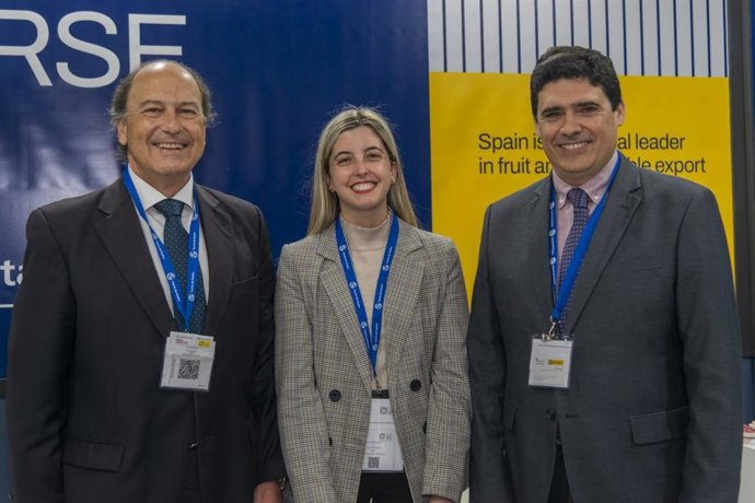 El Puerto de Huelva ha estado presente en la muestra Fruit Logística de Berlín (Alemania)  para dar a conocer sus infraestructuras y servicios como nodo estratégico del suroeste de  Europa para la exportación de mercancías refrigeradas.