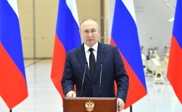 HANDOUT - 12 April 2022, Russia, Tsiolkovsky: Russian President Vladimir Putin speaks during a visit to the Vostochny cosmodrome outside the city of Tsiolkovsky. Photo: -/Kremlin/dpa - ATTENTION: editorial use only and only if the credit mentioned above