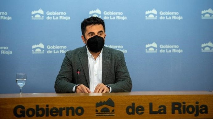 El portavoz del Gobierno riojano, Alex Dorado