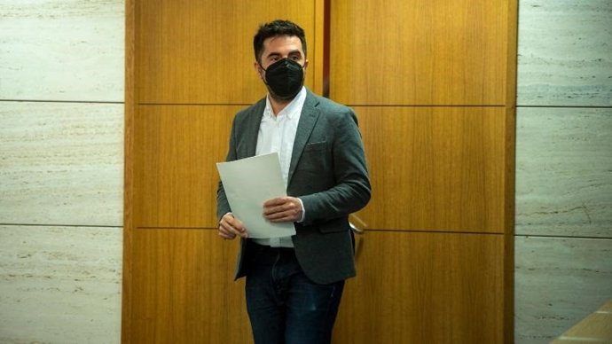 El portavoz del Gobierno riojano, Alex Dorado