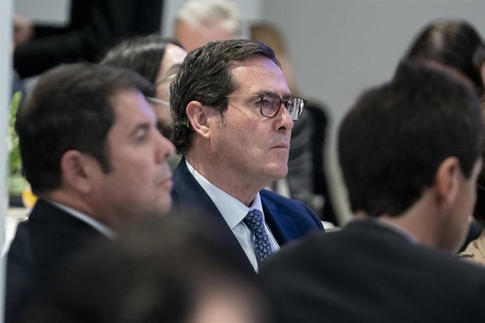 Archivo - El presidente de CEOE, Antonio Garamendi.