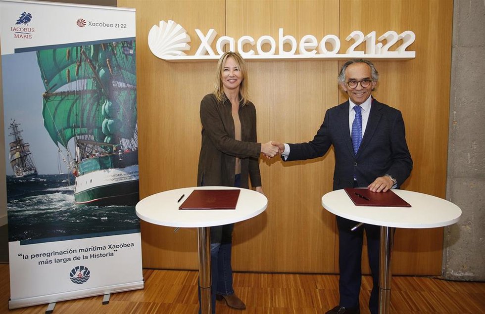 Marta Fernández-Tapias en la firma del convenio.