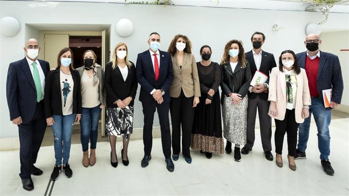 El Consejero De Sanidad, Raúl Pesquera, Comparece En La Comisión De Sanidad Del Parlamento