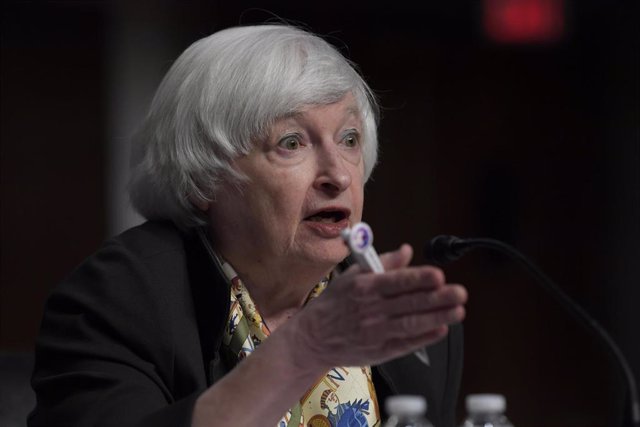 Archivo - 30 November 2021, US, Washington: US Treasury Secretary Janet Yellen testifies on Capitol Hill in Dirksen before the Senate Banking, Housing and Urban Affairs Committee on oversight on the CARES Act, which focuses on building a resilient econo