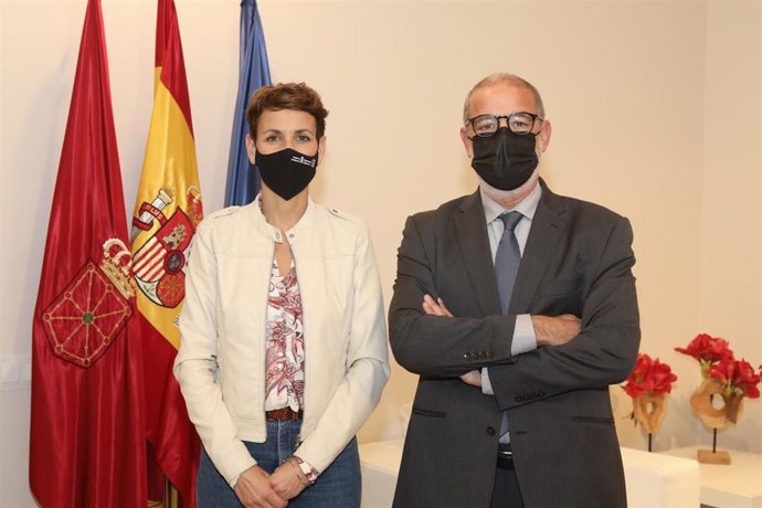 La presidenta de Navarra, María Chivite, y el presidente de la Cámara de Comptos, Ignacio Cabeza