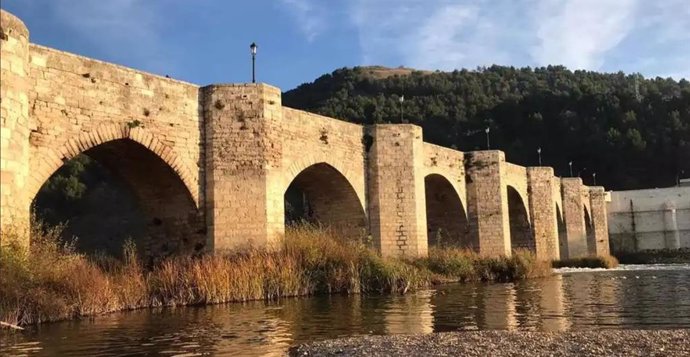Puente medieval de Cabezón de Pisuerga (Valladolid)