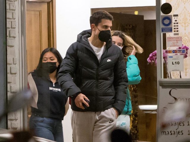 MARÍA PEDRAZA Y ÁLEX GONZÁLEZ